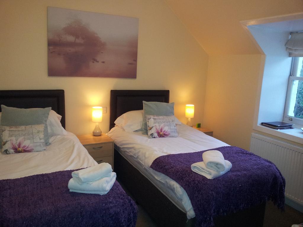 The Bridge Of Lochay Hotel Killin Room photo